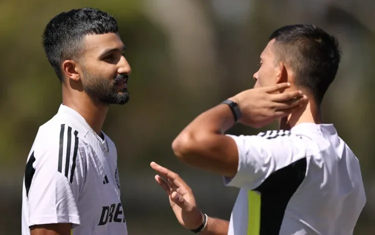 आईपीएल 2025: आरसीबी का घरेलू मैदान पर प्रदर्शन चिंता का विषय, पडिक्कल ने इसे 'संयोग' बताया - IPL News