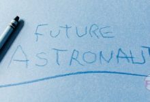 अंतरिक्ष के 'गंदे हिमगोले' धूमकेतु: क्या छिपे हैं इनमें सौर मंडल के अनसुलझे राज? image